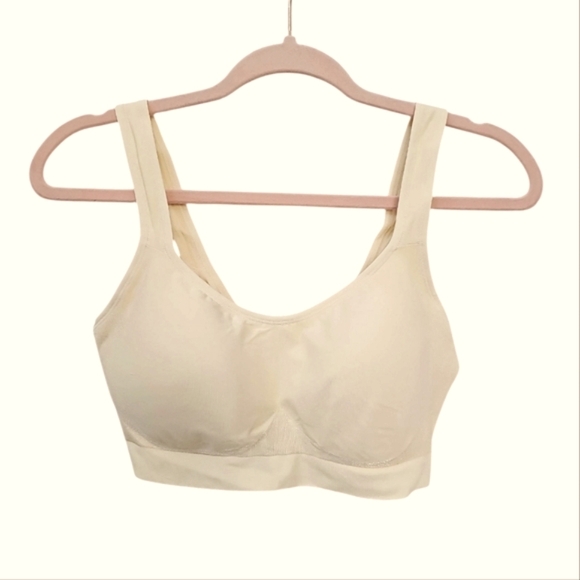 NWT Shapermint Truekind Womens Bra Size S Cream Comfort Wireless Shaper - Picture 1 of 4